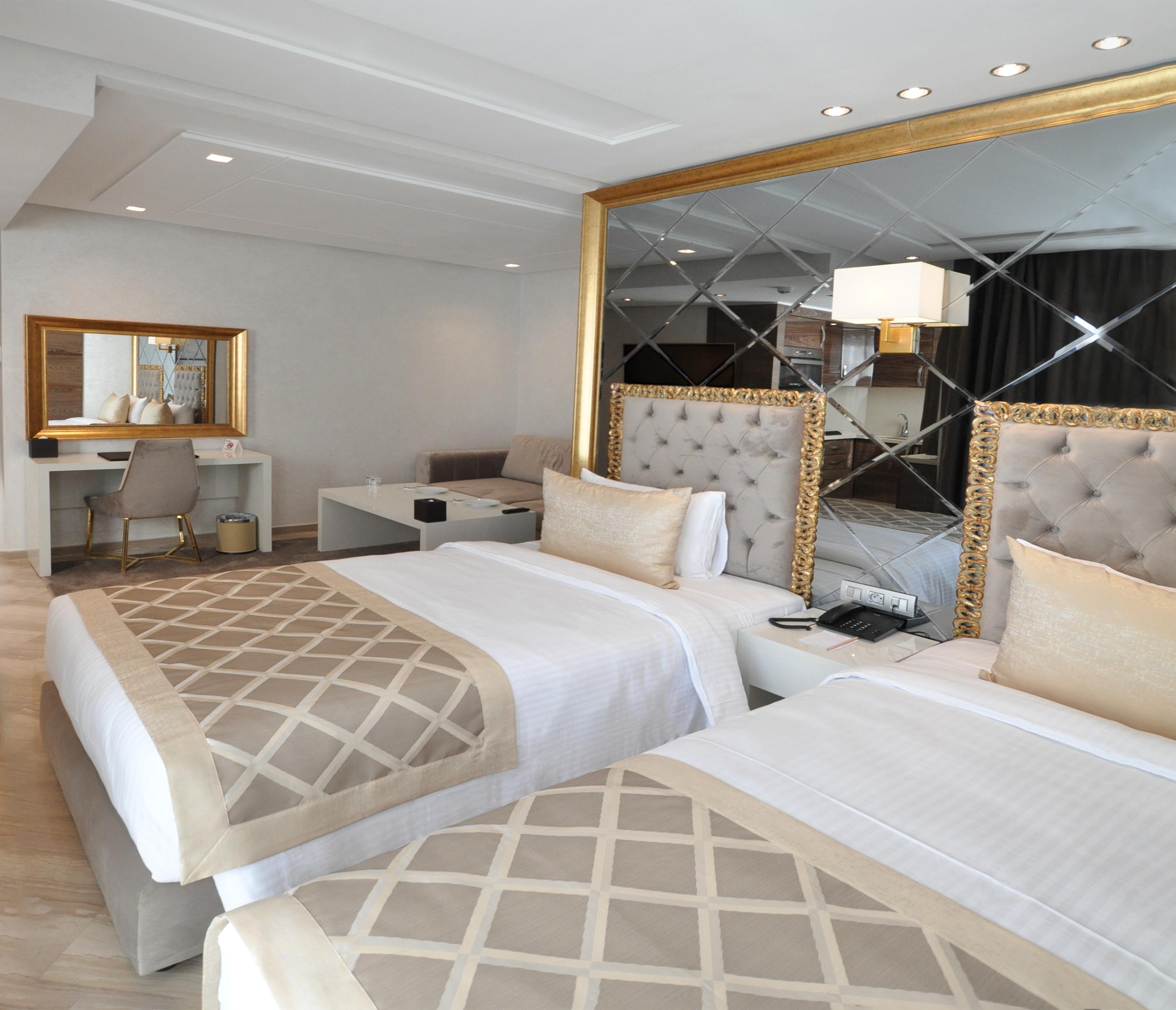 Suite Hotel Casa Diamond Casablanca Bagian luar foto A room at the hotel