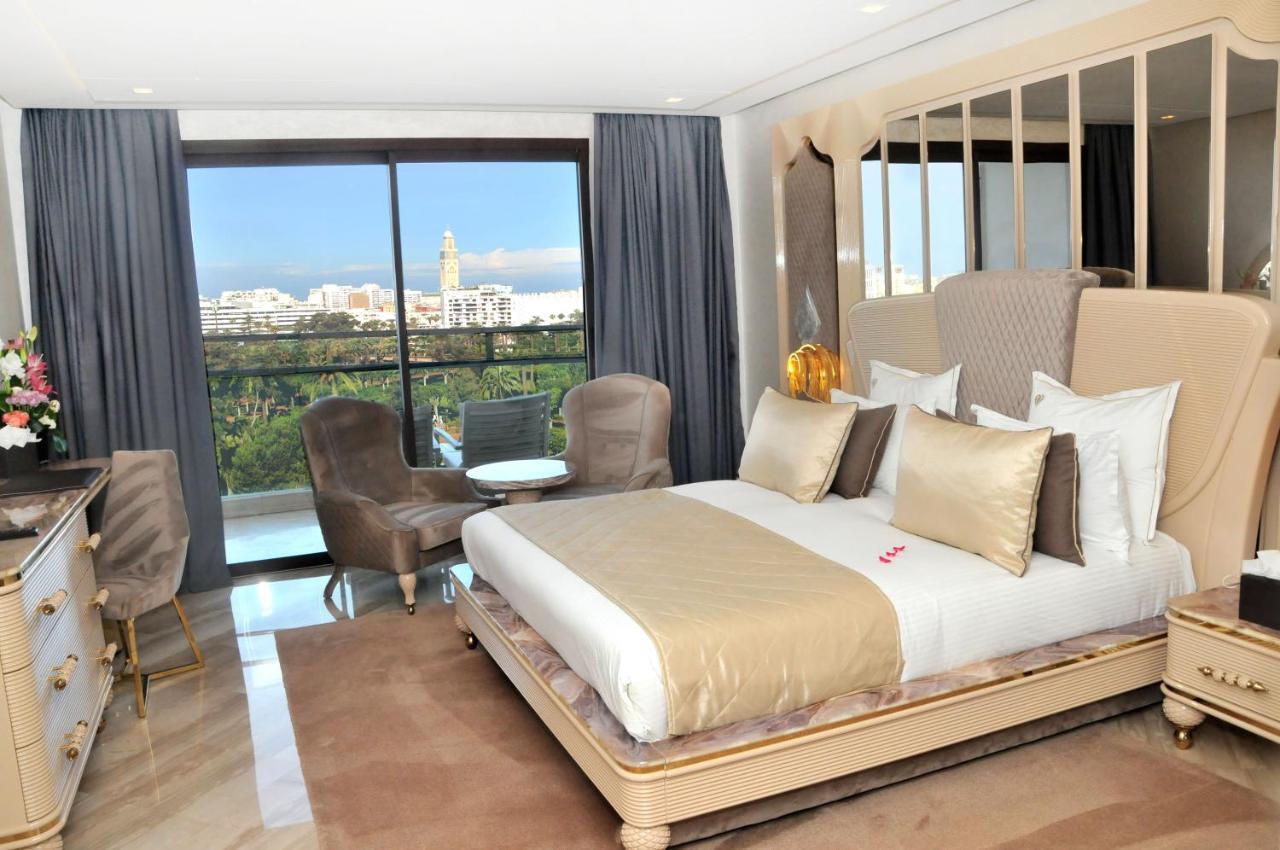 Suite Hotel Casa Diamond Casablanca Bagian luar foto A room at the hotel