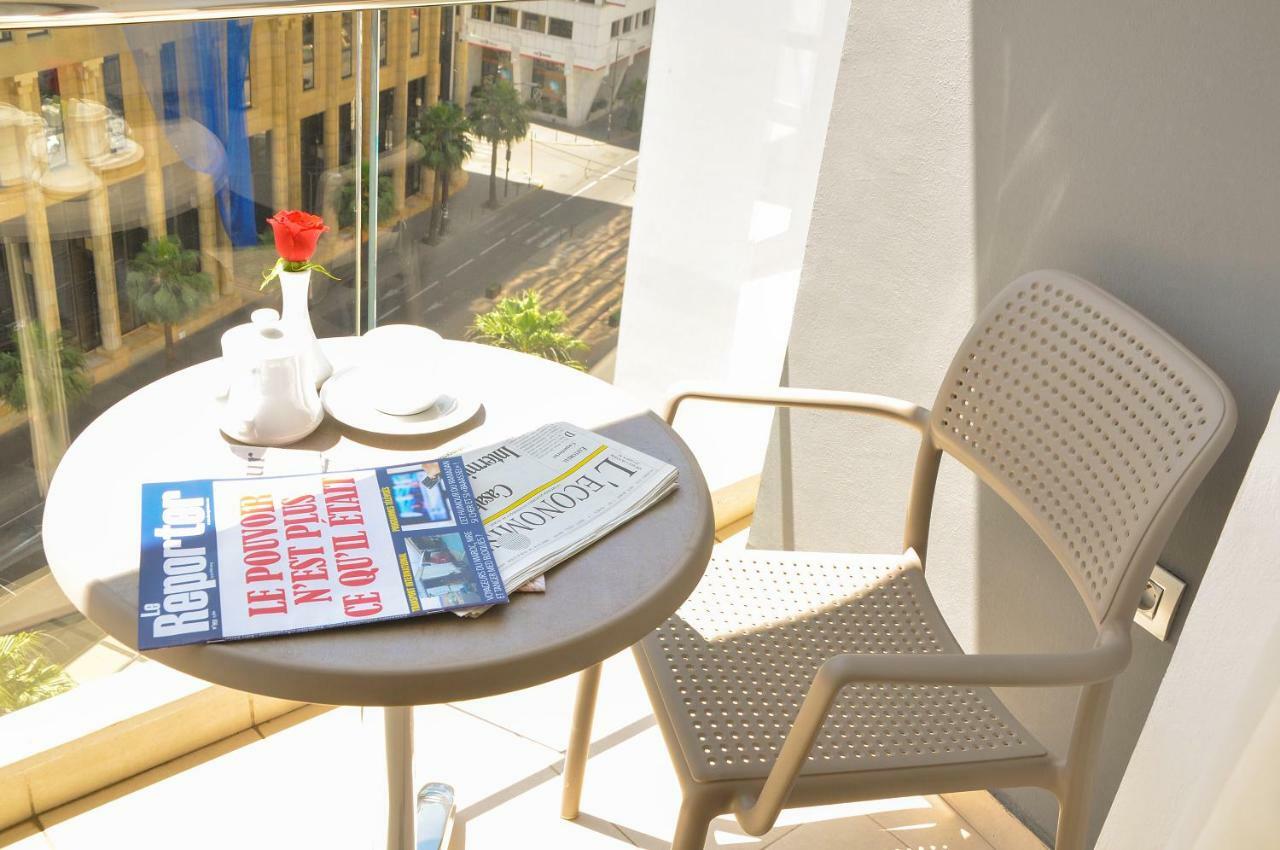 Suite Hotel Casa Diamond Casablanca Bagian luar foto A balcony